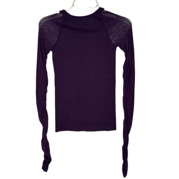 Free People Deep Purple Scrunch Sleeve Seamless Top. Size XS/Small. - Picture 5 of 8